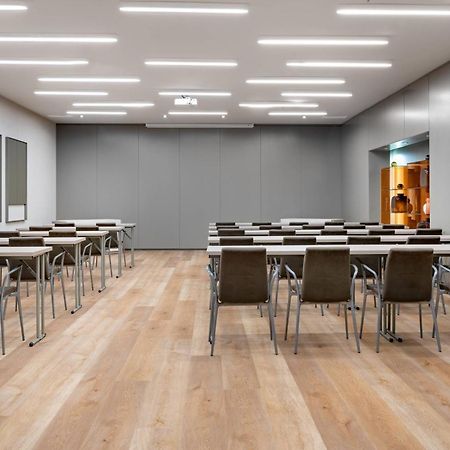 Ac Hotel Oviedo Forum By Marriott Exteriör bild