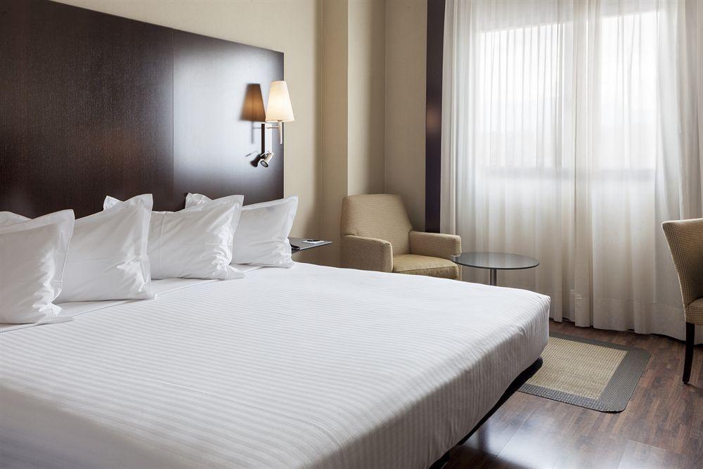 Ac Hotel Oviedo Forum By Marriott Exteriör bild