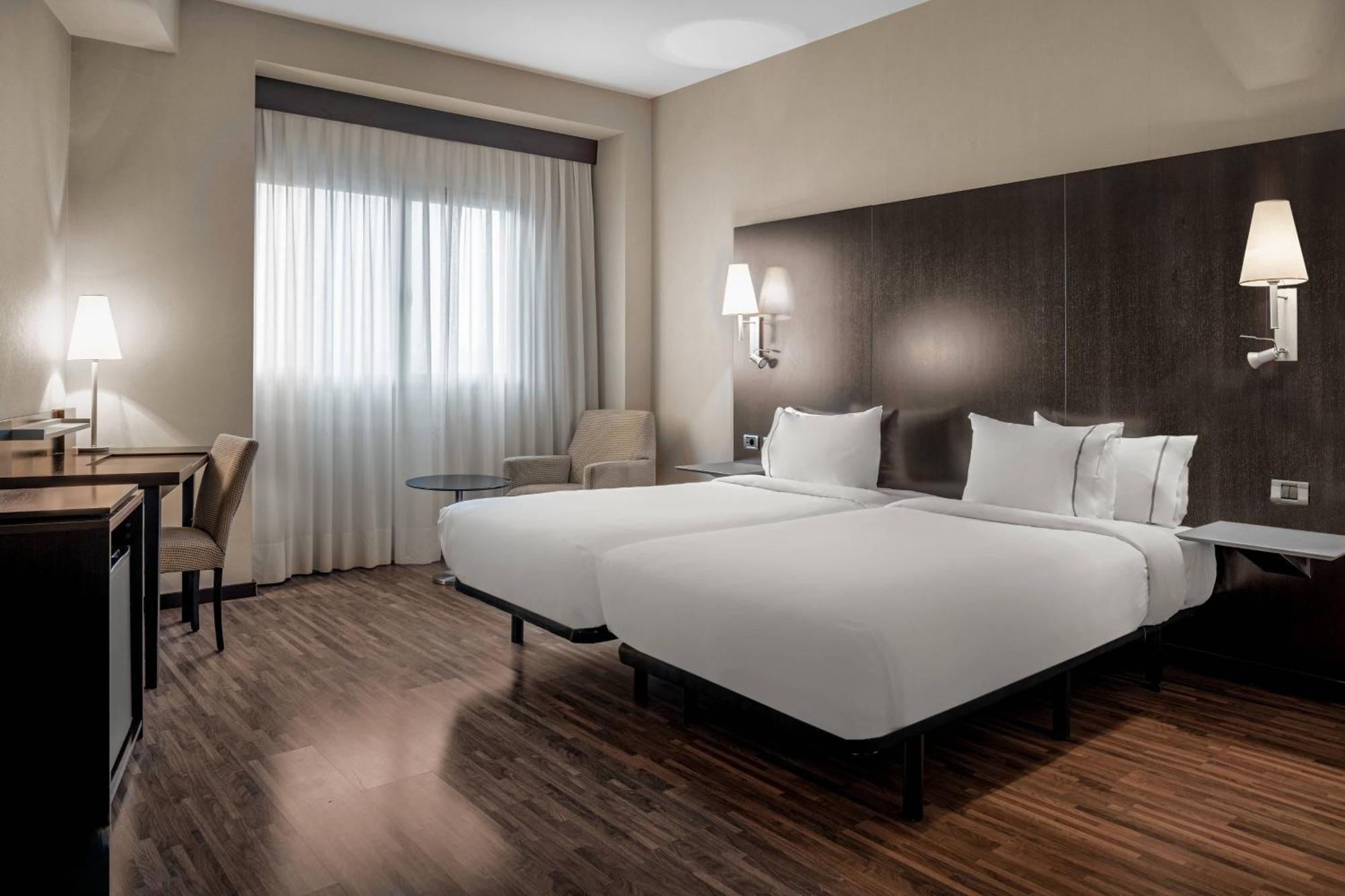Ac Hotel Oviedo Forum By Marriott Exteriör bild