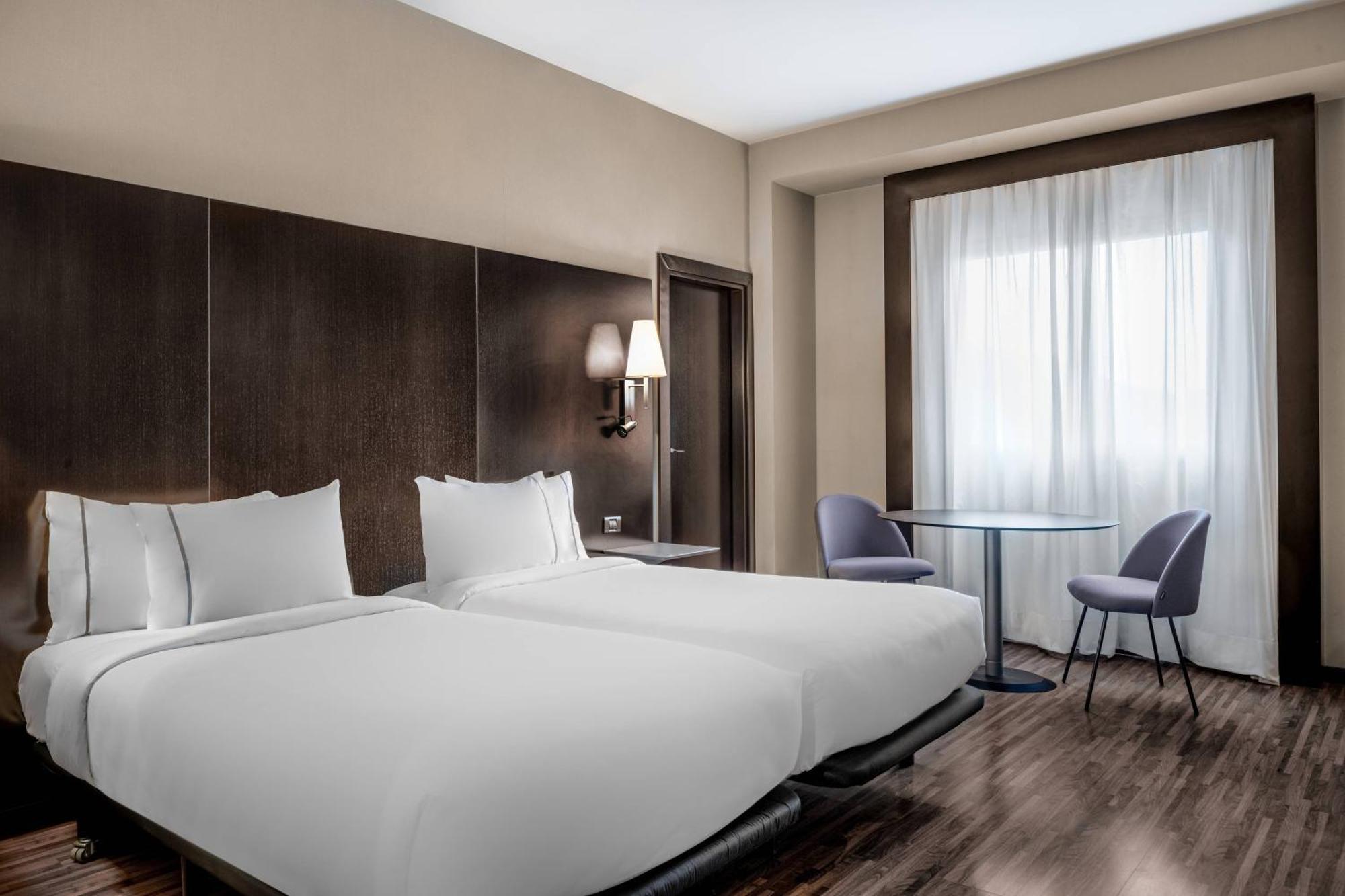 Ac Hotel Oviedo Forum By Marriott Exteriör bild