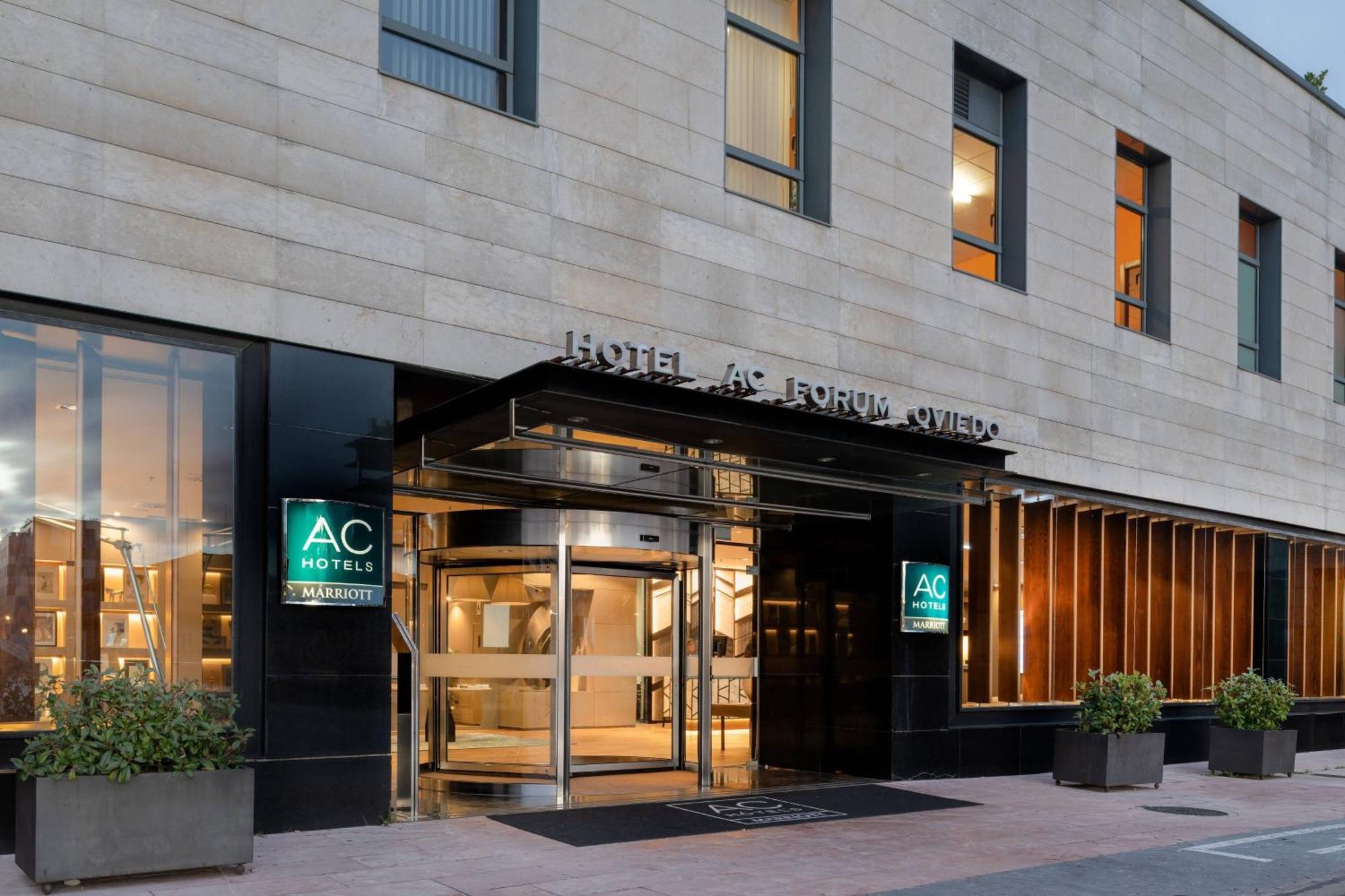 Ac Hotel Oviedo Forum By Marriott Exteriör bild